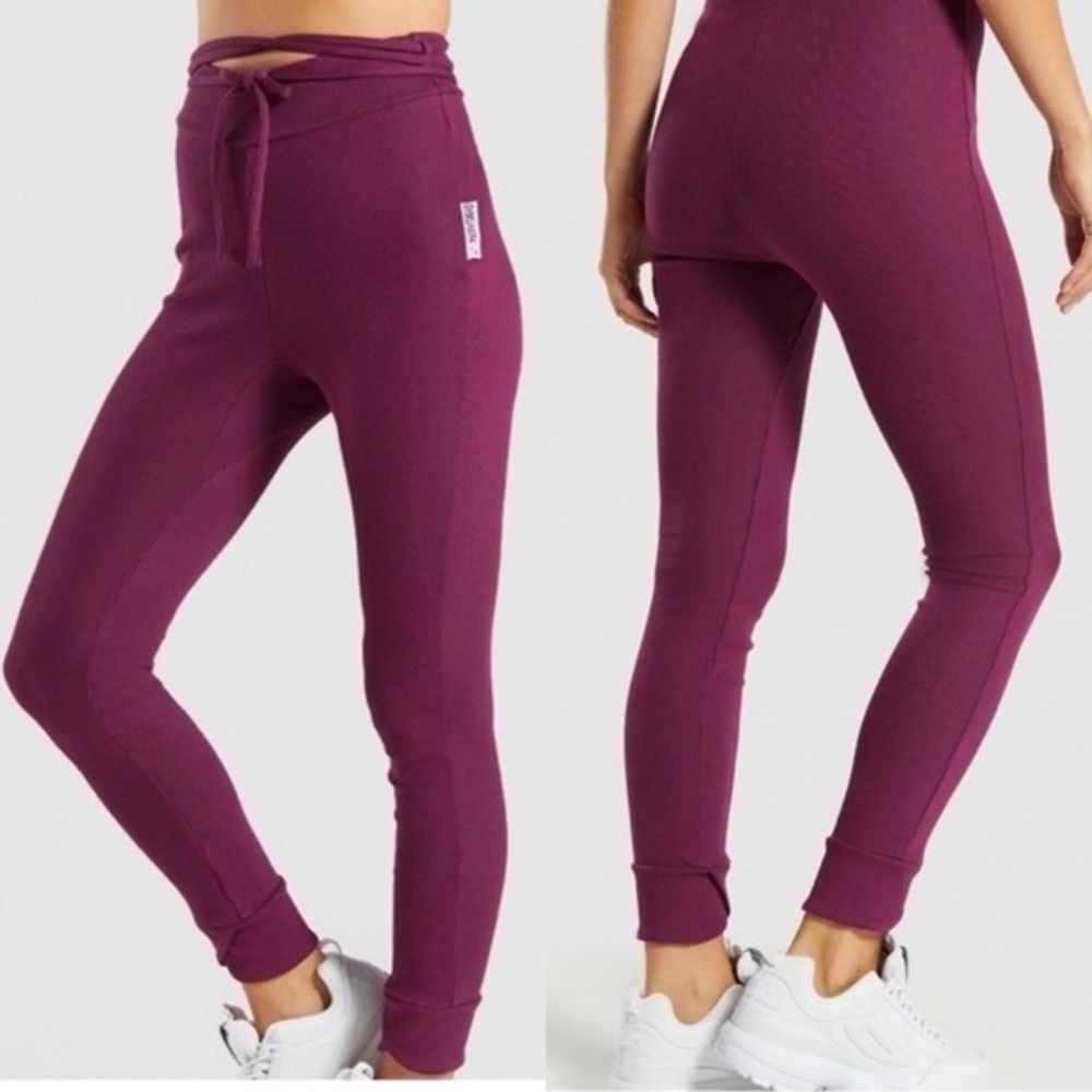 Gym shark size medium lounge ribbed leggings